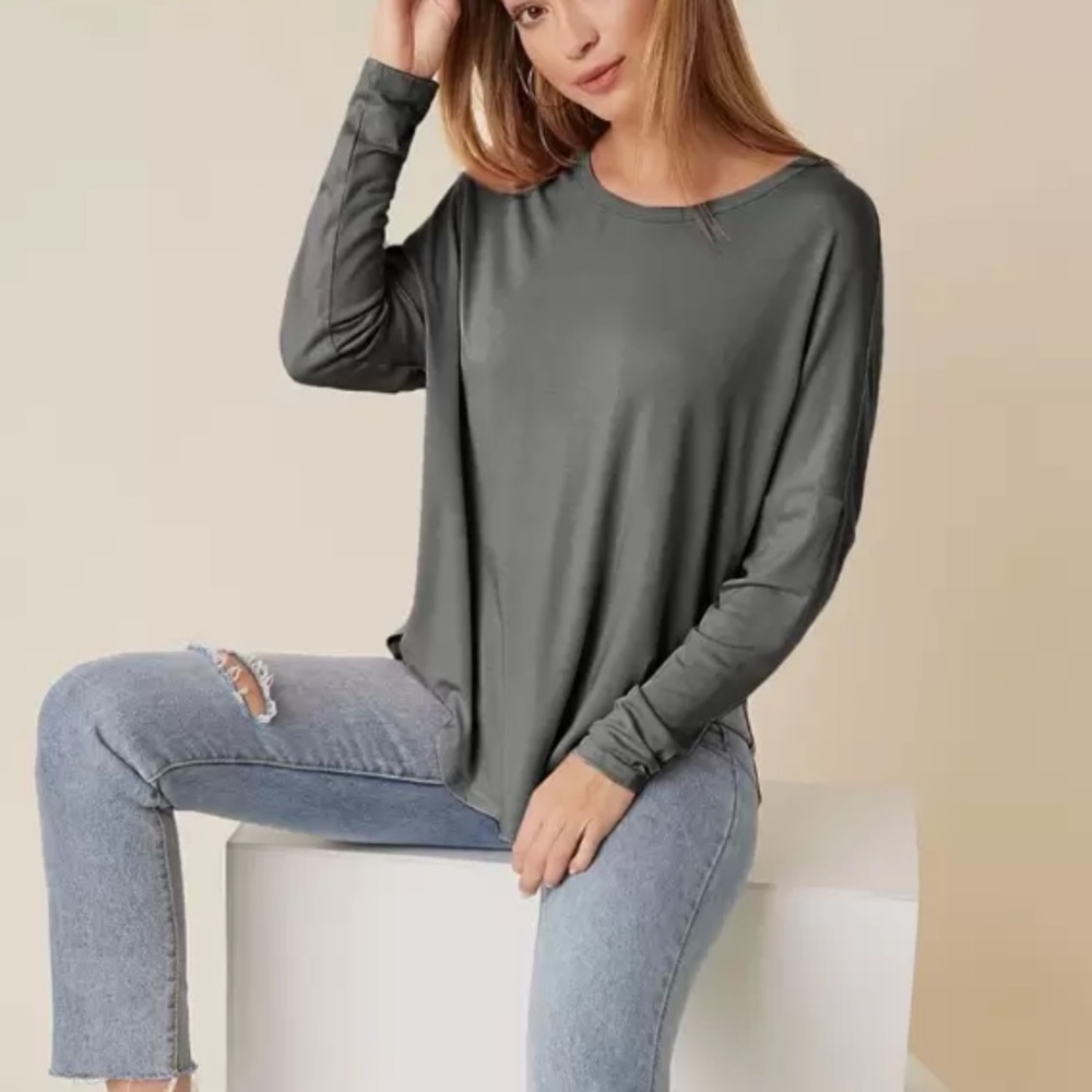 Gray Long Sleeve Relaxed Tee